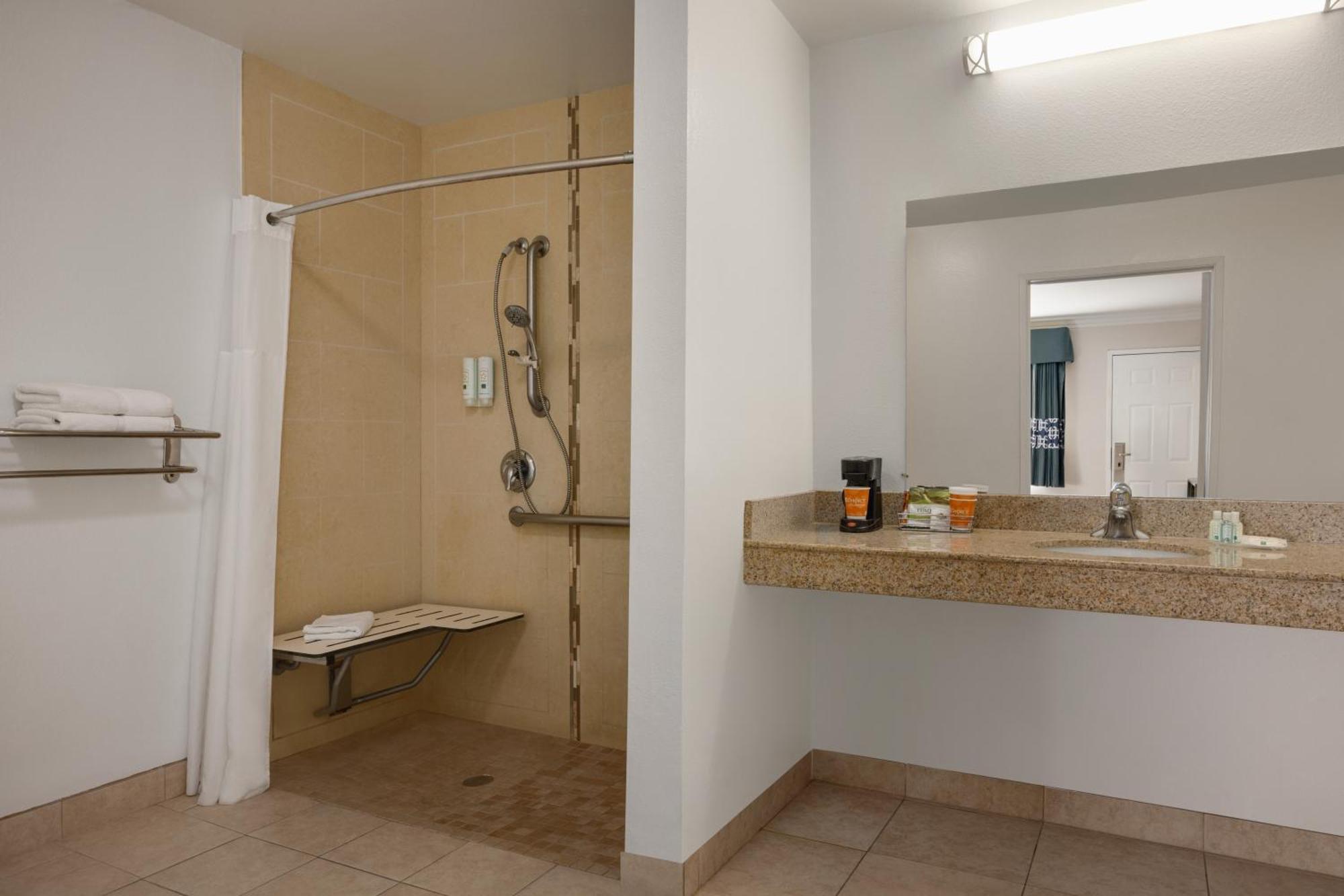 Quality Inn Lake Elsinore I-15 Kültér fotó