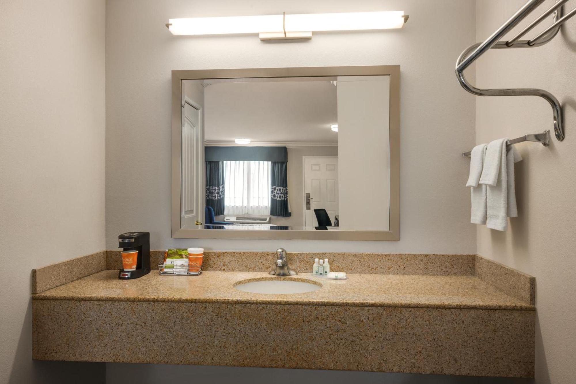 Quality Inn Lake Elsinore I-15 Kültér fotó