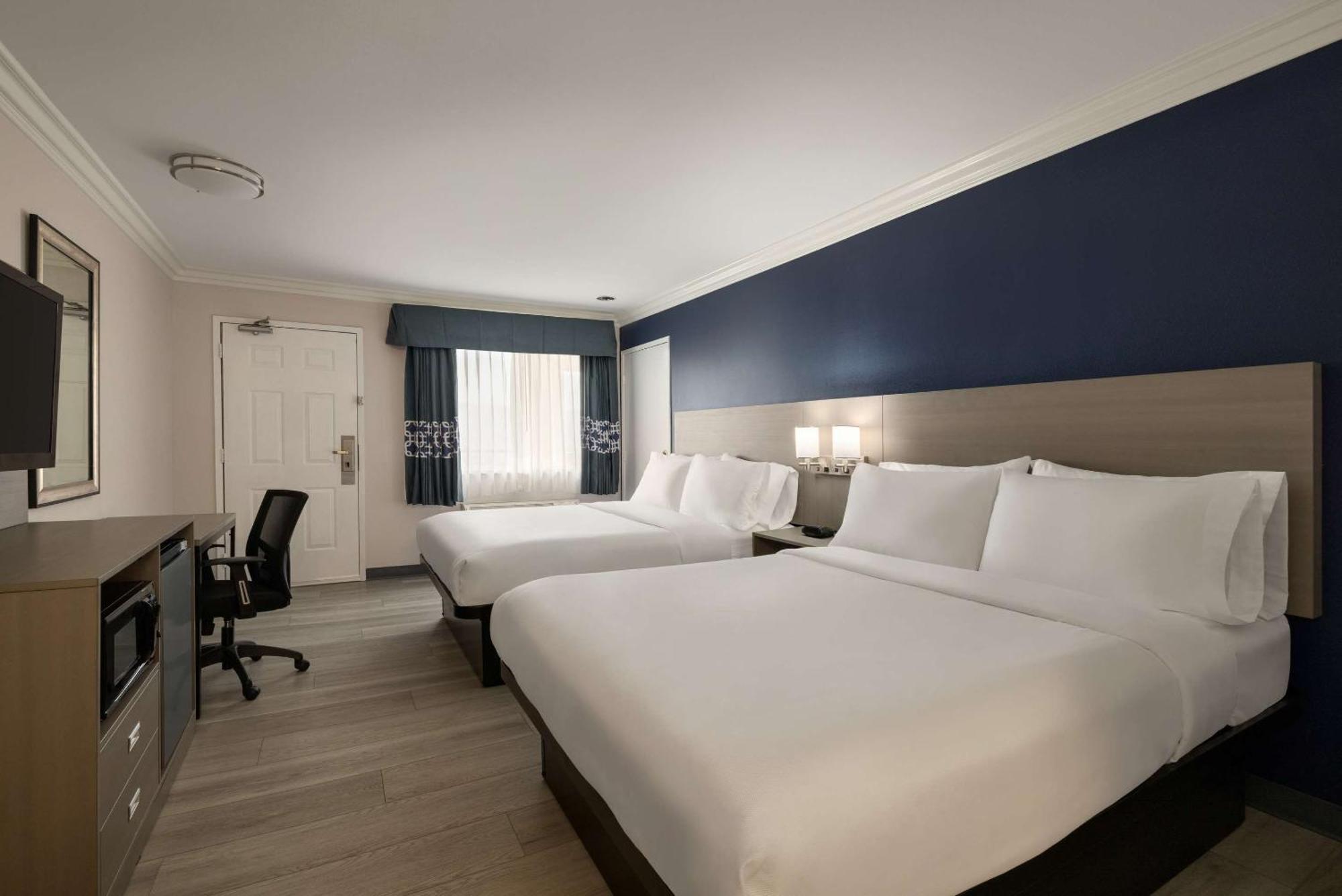 Quality Inn Lake Elsinore I-15 Kültér fotó