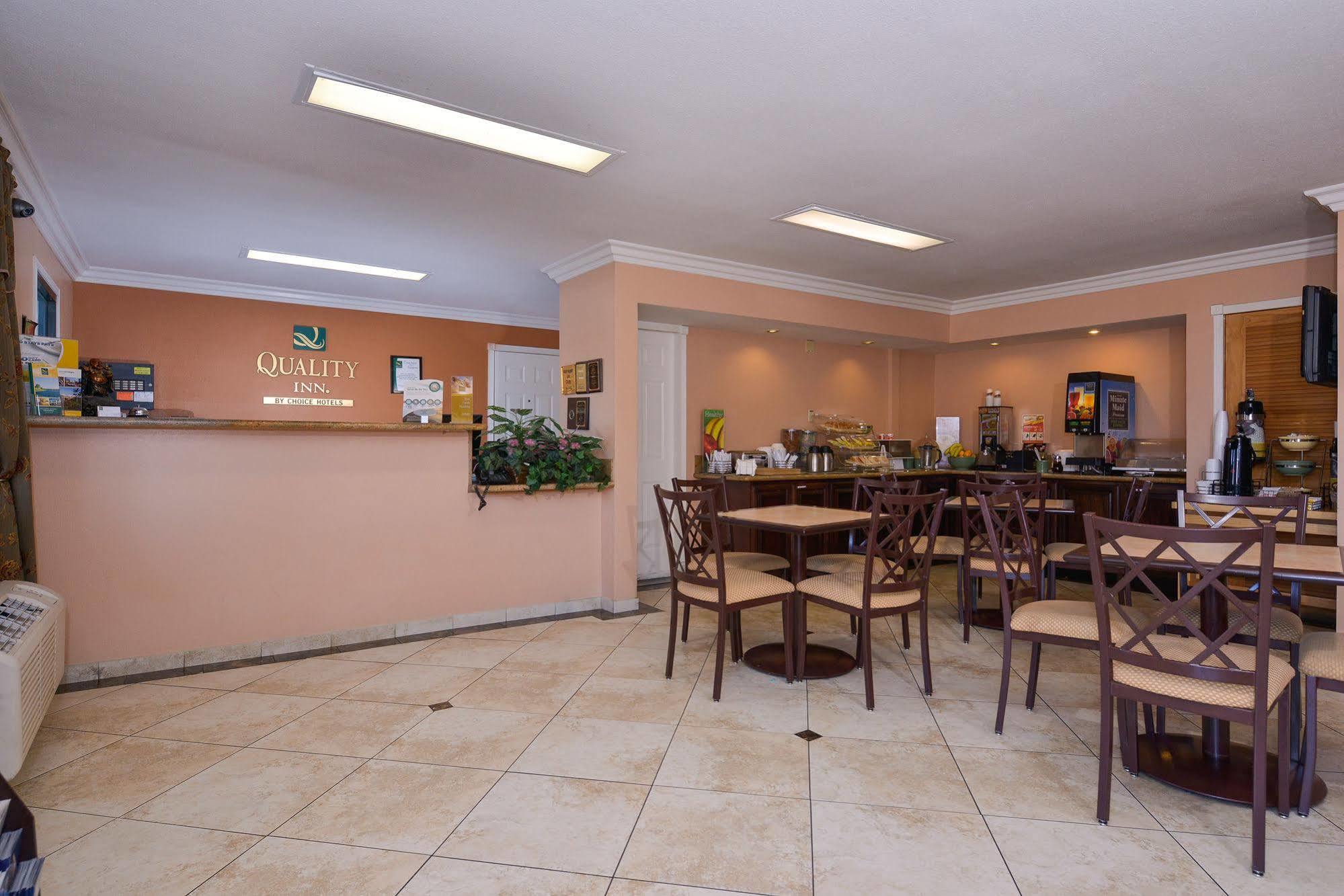 Quality Inn Lake Elsinore I-15 Kültér fotó